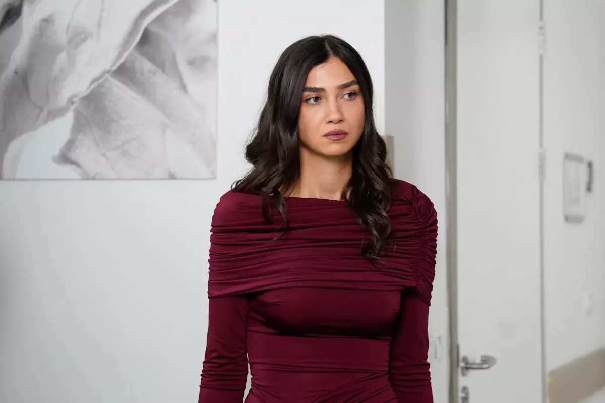 Aleyna Solaker, Güller ve Günahlar’da Azra’yı Canlandırarak Kadına Şiddete Işık Tutuyor