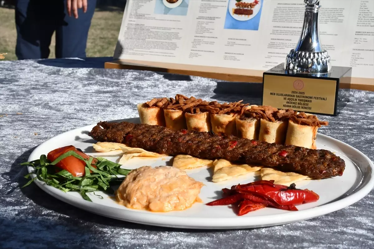 Adana’da “Okulum Üretiyor, Ülkem Kazanıyor” Temalı Türk Malları Haftası Coşkusu