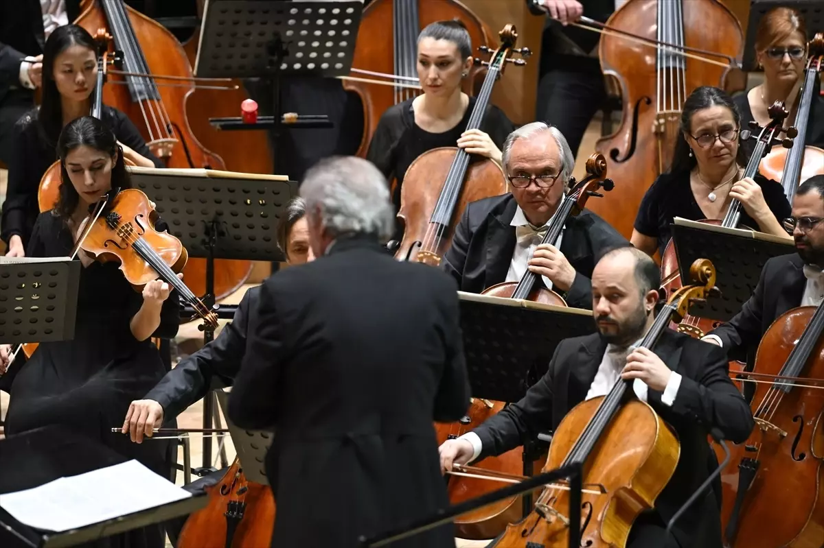 İsmet İnönü Anma Haftası'nda CSO ve Bilkent Senfoni Orkestrası Ortak Sahne Aldı