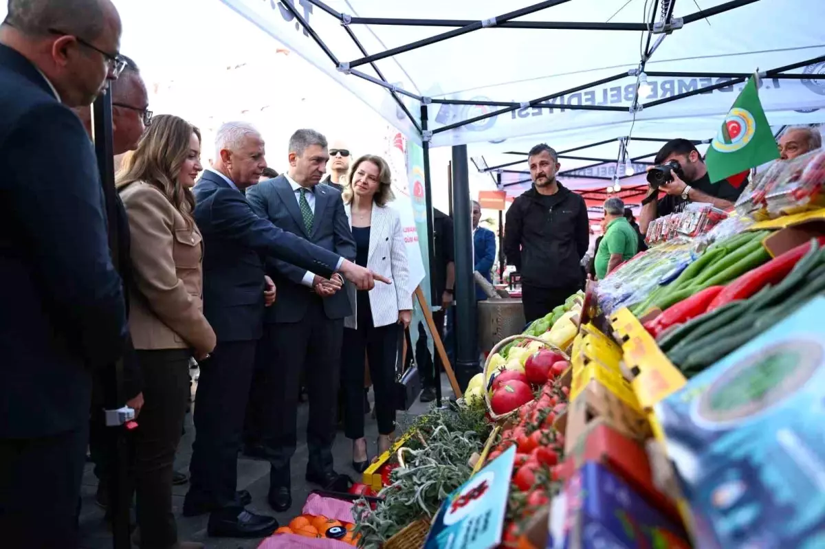 Demre Noel Baba Festivali'nde Coğrafi İşaretli Lezzetler ve Kültür Şöleni