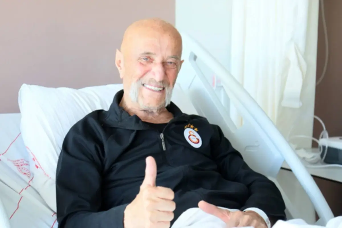 80 Yaşındaki Ünlü Coşkun Göğen Hastanede: Kalp ve Solunum Sorunları Tedavi Altında