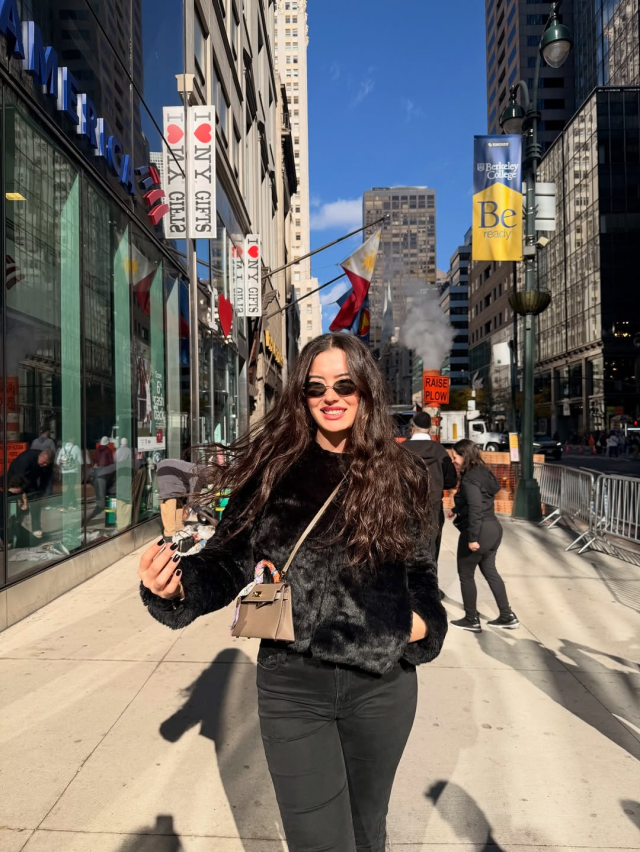 Cemrenaz Turhan iş arkadaşlarıyla