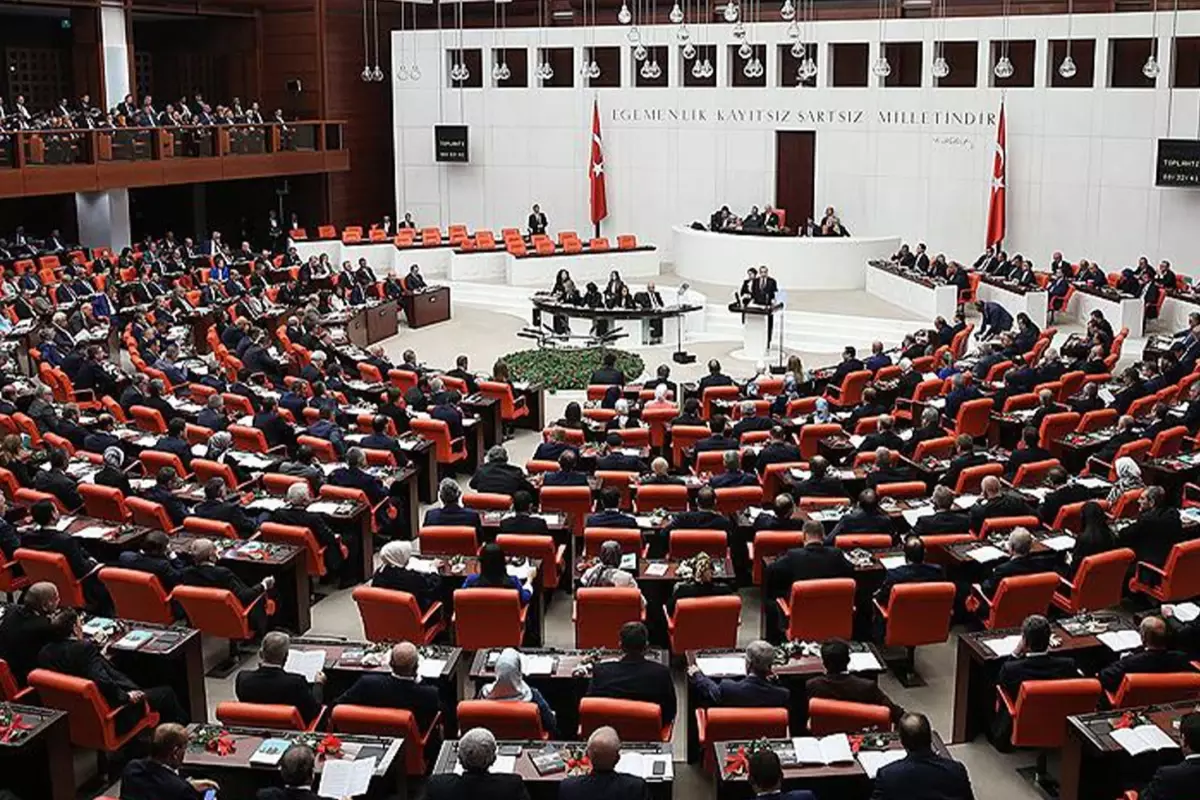 MHP'den Kadın ve Çocuk Koruma Teklifi: Ceza İndirimleri Kaldırıldı, Ağırlaştırmalar Başladı