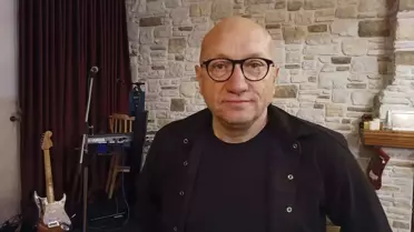 Mühendis ve Cerrahların Amatör Grubu “Hastasıyım Doktor” İzmir’de Öğrencilere Yemek Bursu Sağladı