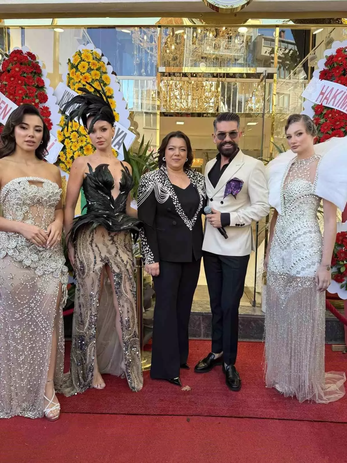 Filiz Çekil, İnegöl’de Yeni Şubesini Görkemli Açtı: Moda ve Müzik Bir Arada