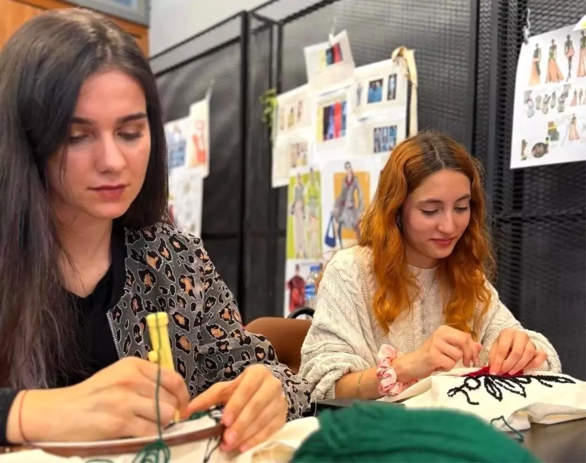Keçe Atölyesiyle Moda Tasarımına Dokunan Ferizli MYO Öğrencileri