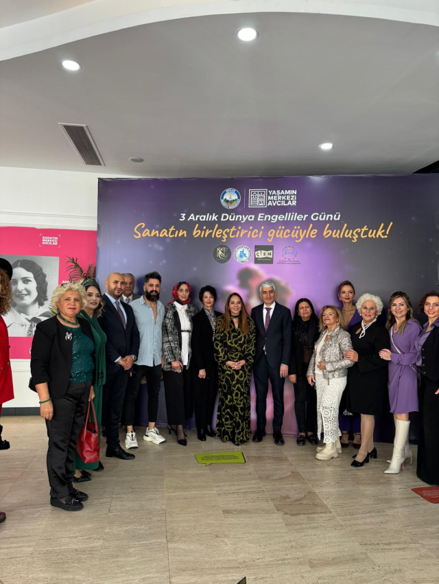 Katılımcı annelerin gülümsemesi