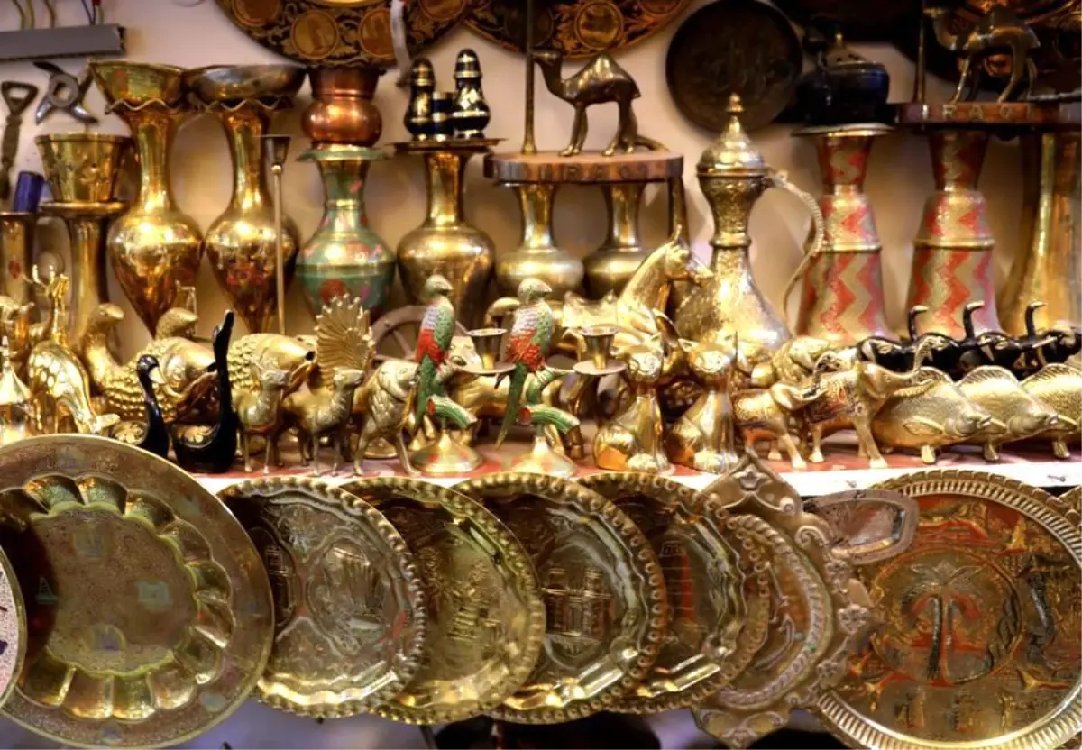 Bağdat’ın Tarihi Bakırcılar Çarşısı: Geleneksel El Sanatları ve Modern Keşif
