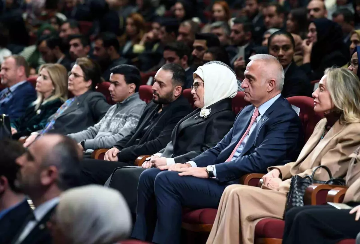 Emine Erdoğan, 'Hind Rajab’ın Sesi' film gösteriminde duygusal anlar yaşadı