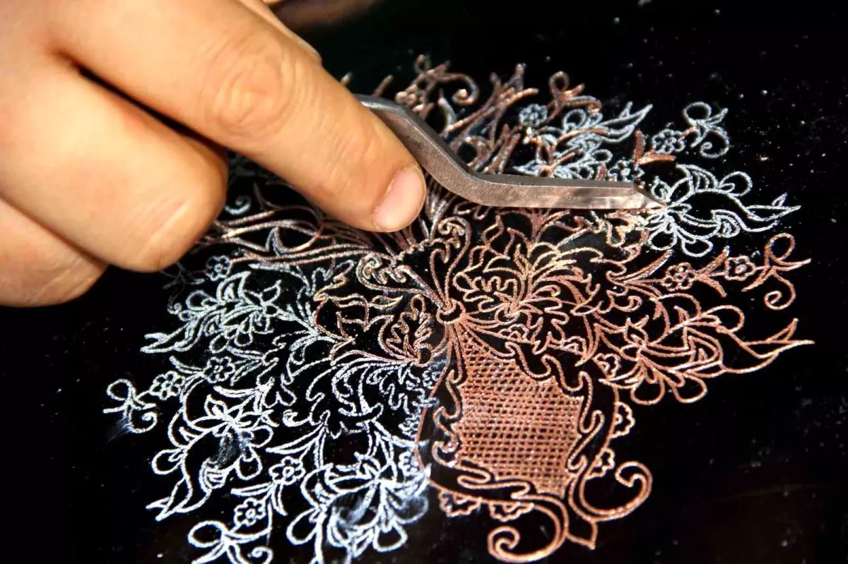 Erzincan Kadınları Bakır İşlemeciliğini Canlandırıyor: 1.000'den Fazla Kadın Yeni Nesil Usta