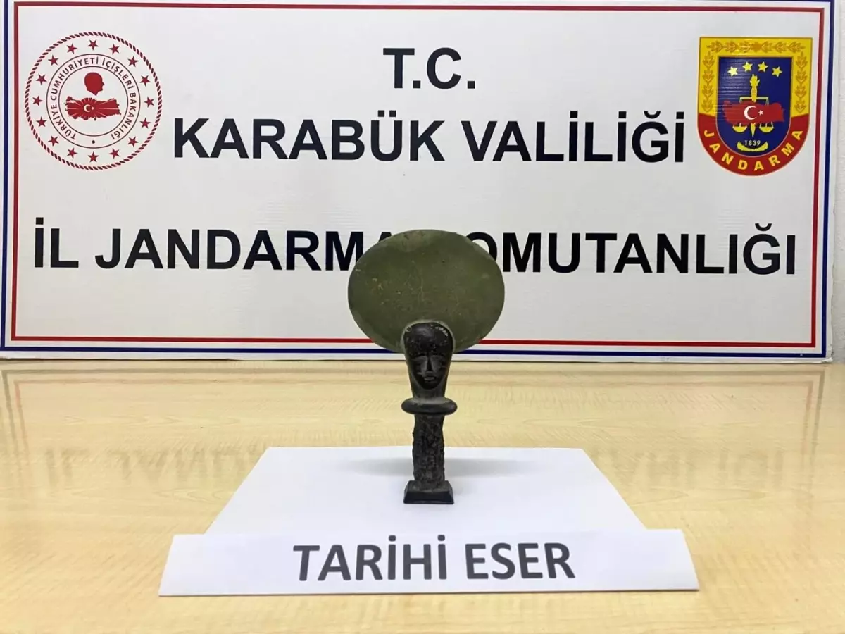 Karabük’te Jandarma, Antik Mısır Heykeli ve 70’ten Fazla Tarihi Eseri Ele Geçirdi