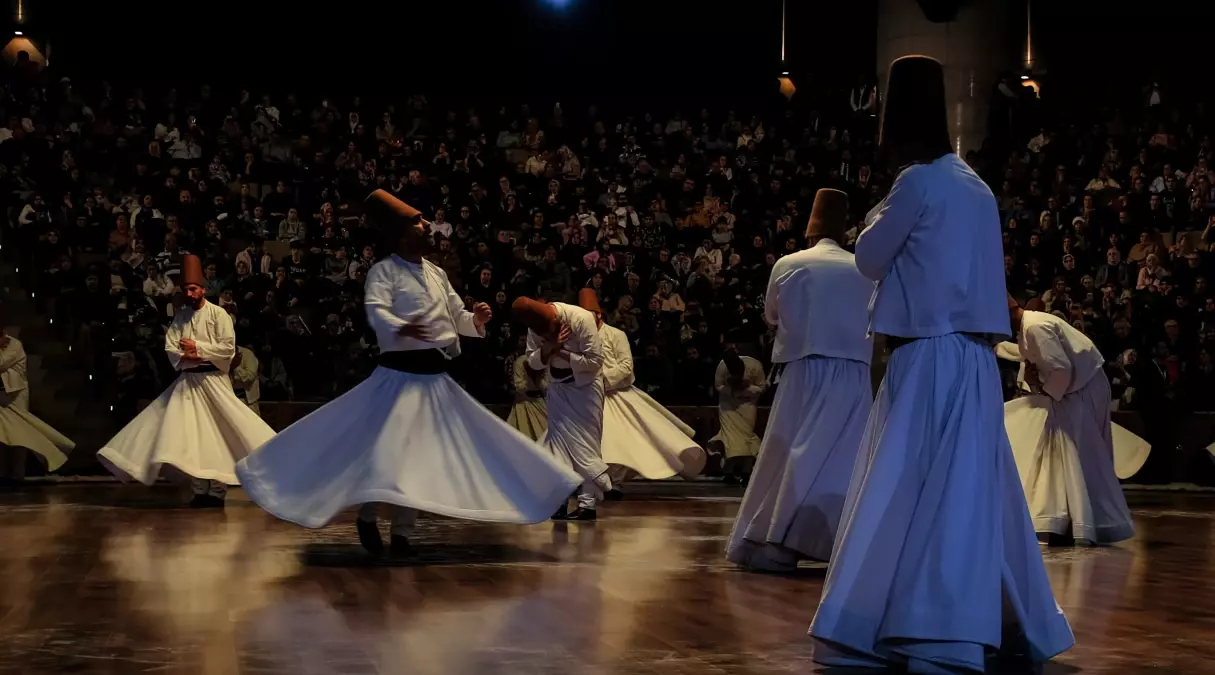 Konya’da Mevlana’nın 752. Vuslat Yıldönümü Şeb‑i Arus Töreni Coşkuyla Kutlandı