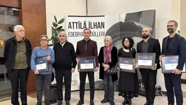 Attila İlhan Edebiyat Ödülleri 2025 İstanbul Kitap Fuarı'nda Sahiplerini Buldu