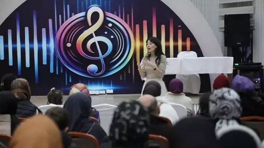 Kavak’ta Aile Bağlarını Güçlendiren İletişim Atölyesi: Saniye Bencik Kangal’dan Pratik Öneriler