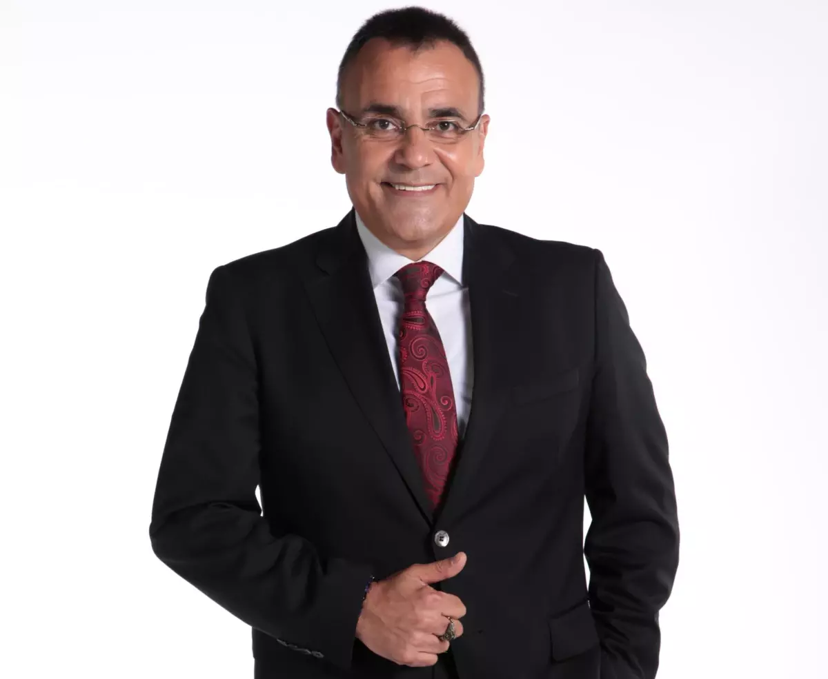 Mesut Yar, TV100'de 'Gün Uyanıyor' ile Sabahları Canlandırıyor