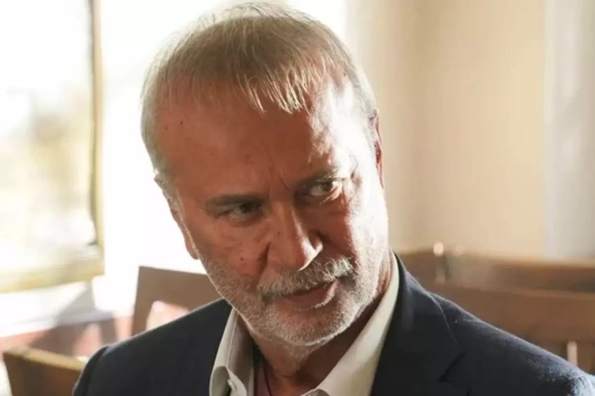 Levent Özdilek, Annesi Gülseren Güç'ün Tarsus'taki Veda Anında Gözyaşlarına Boğuldu