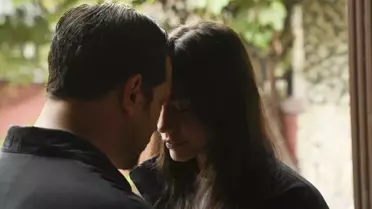 Demet ve Çağatay’ın Ekran Başına Çektiği Büyüleyici Uyumu