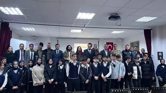 Festival etkinliklerinden bir sahne