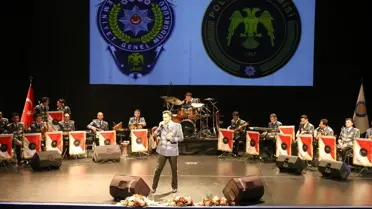Diyarbakır’da 102. Yıl Coşkusu: Polis Akademisi Orkestrası Sahne Aldı