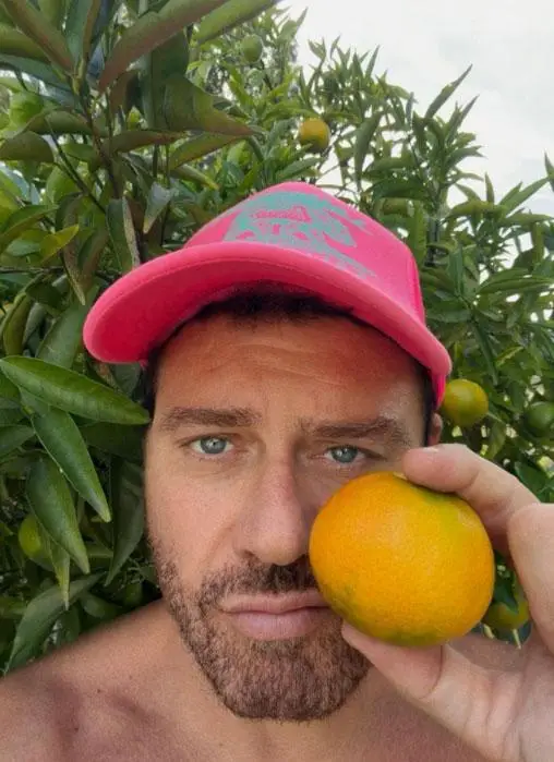 Mert Alaş’ın moda çekimlerinden bir kare