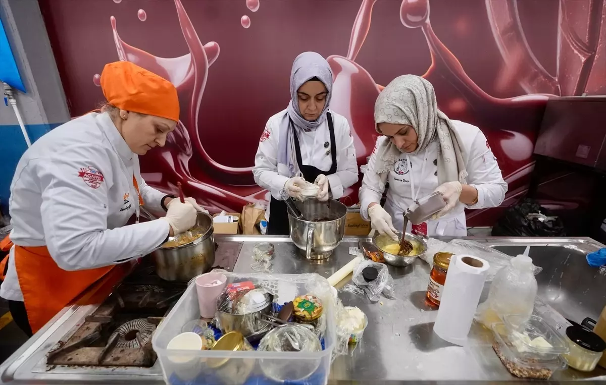 Ümraniye'de 6. Uluslararası Çikolata Kupası Lezzet Şölenine Ev Sahipliği Yaptı