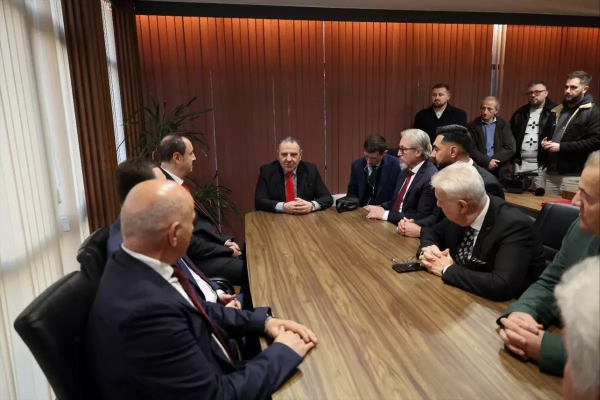 Kırçova’da Türkçe Eğitim Günü Coşkuyla Kutlandı