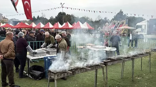 Tekirdağ Hamsi ve Mıhlama Festivali'nde 10 Bin Katılımcıya 3 Ton Lezzet Sunuldu