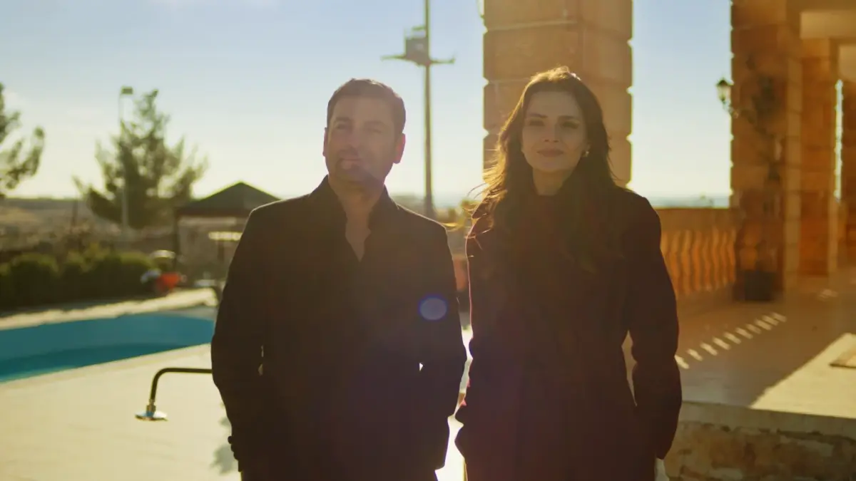 Uzak Şehir’in Yeni Bölümünde Cihan ve Alya’nın Romantik Patlaması