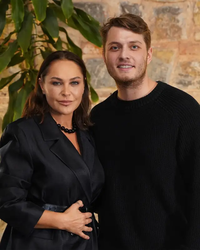 Hülya Avşar yeni rolünde