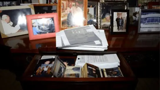 Epstein Belgelerinde Trump’a Ait Görseller Gizlendi: 16 Fotoğraf Erişimden Kaldırıldı