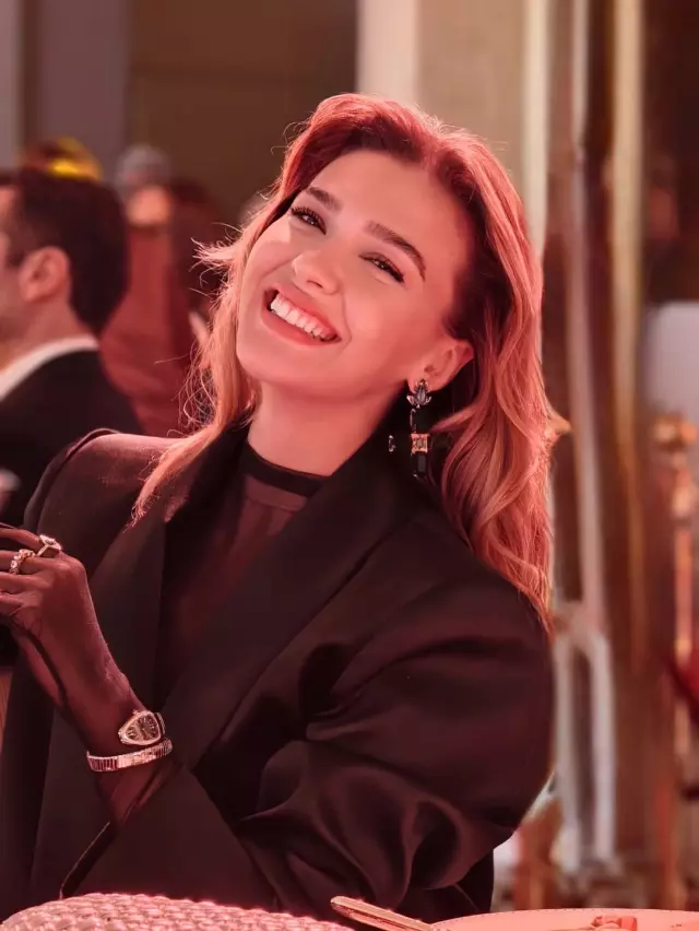 Melisa Döngel’ün İstanbul’a inişi