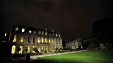 Elysee Sarayı'nda bulunan Sevres porselenleri