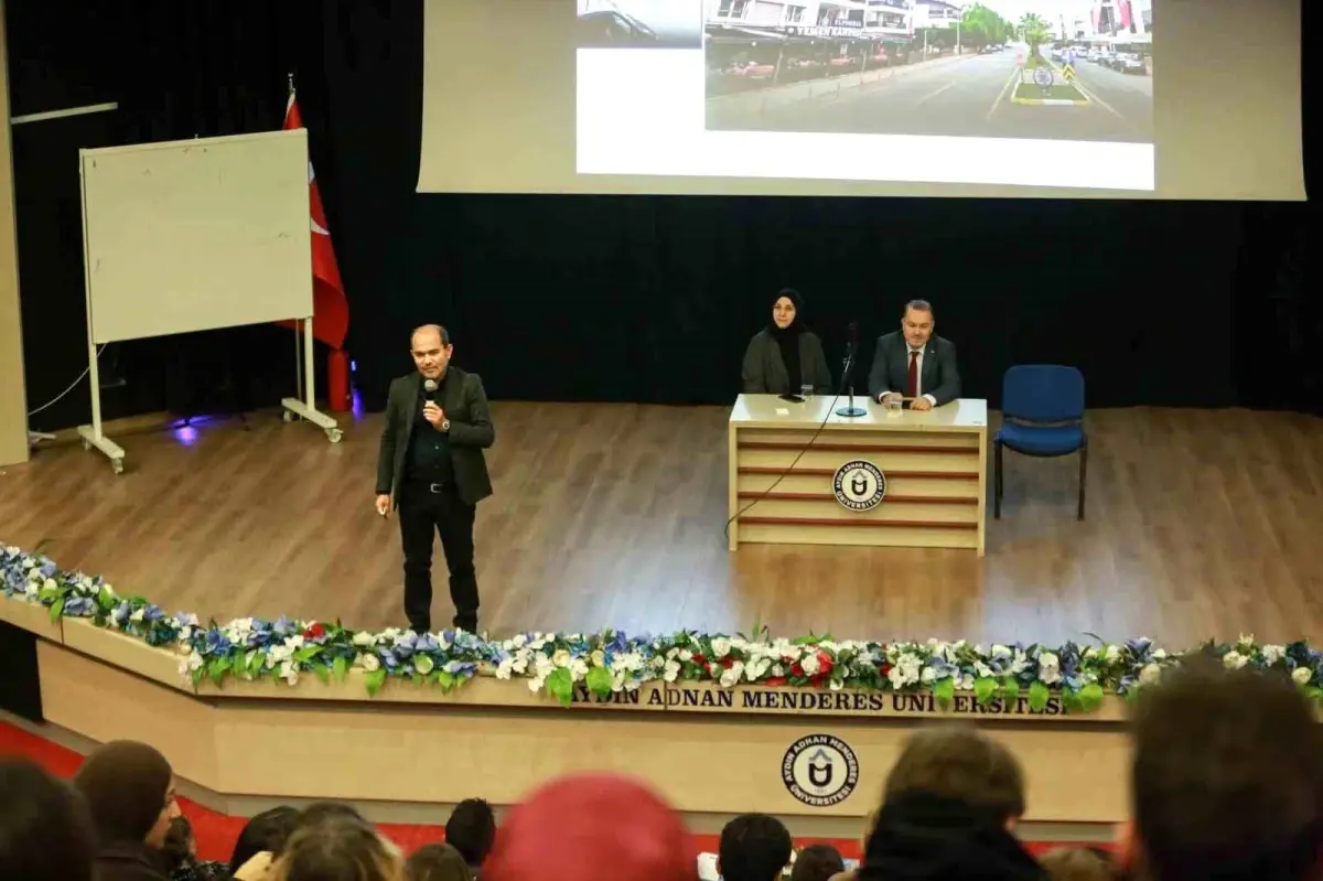 ADÜ'de Aile İçindeki Roller ve Sorumluluklar Üzerine Canlı Panel