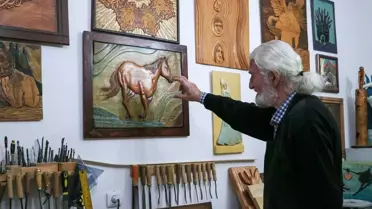 Nevzat Özbay’ın ahşap Guernica eseri