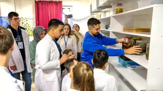 Moleküler Biyoloji Laboratuvarı Görüntüsü