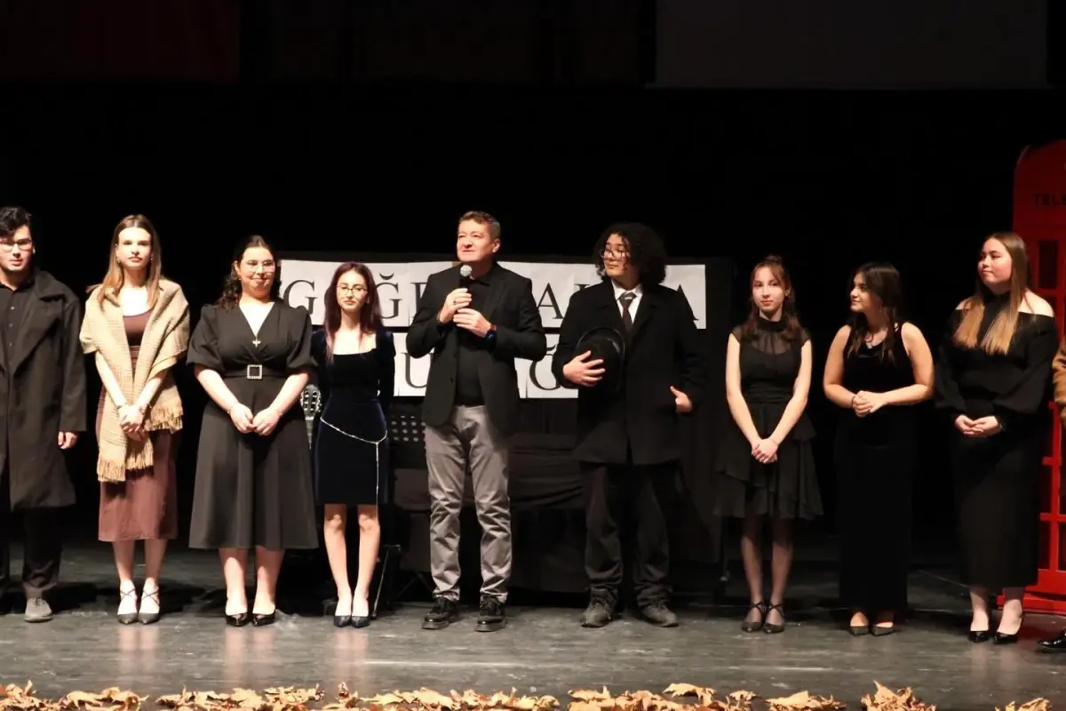 Bilecik’te Şiir Gecesi: Genç Şairler Sahne Aldı