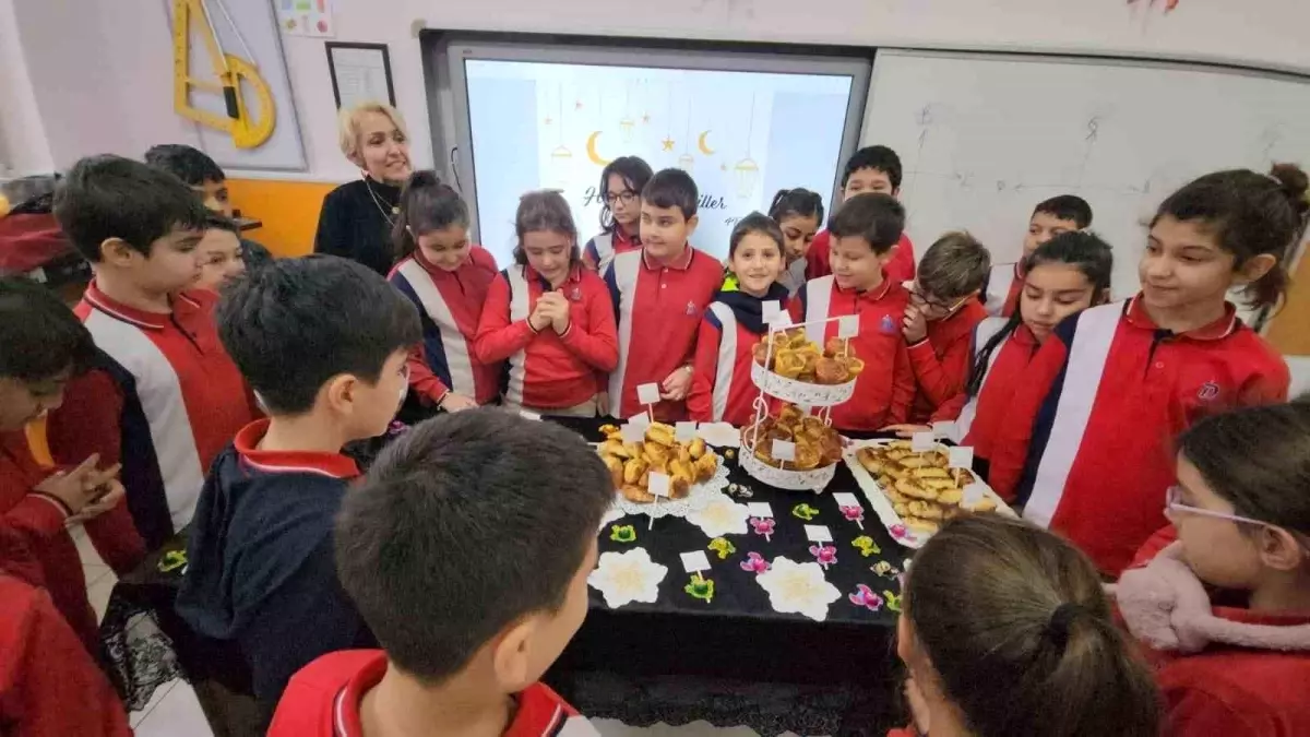 Dumlupınar İlkokulu'nda Regaip Kandili Coşkusu: Öğrenciler Dua ve İkramlarla Kutladı