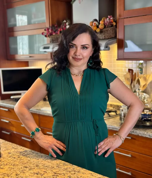 Esra Ceyhan eski fotoğrafı