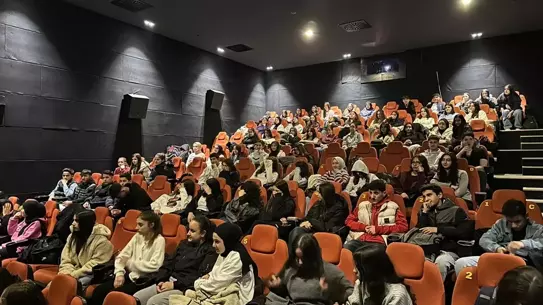 Mardin'de Gençler, Akif Ersoy'un Hayatını Anlatan Filmi İzledi