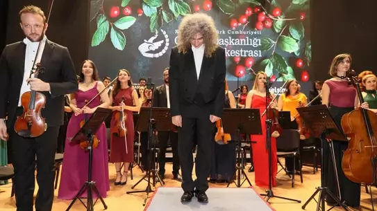 Yeni Yıl Coşkusu KKTC'de Senfoni Orkestrası ile Buluştu