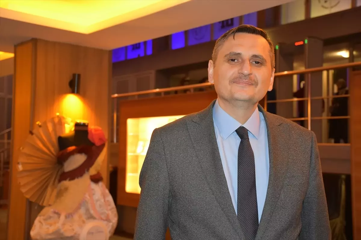 Trabzon’da Koruma Altındaki Çocuklar Sahne Aldı: “Sahnede Parlayan Küçük Yıldızlar” Projesi