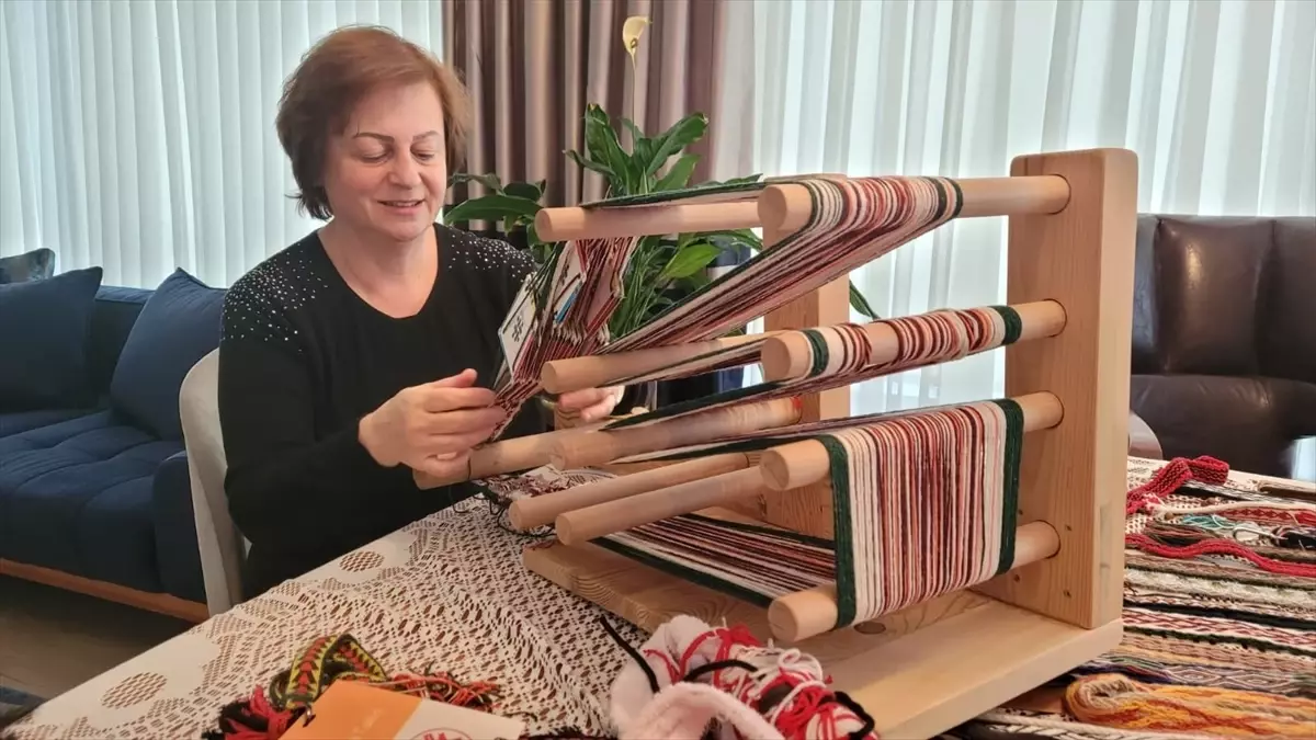 Rabia Takış’ın Çarpana Dokuma Serüveni: Geleneksel Sanatı Genç Kuşaklara Taşıyor