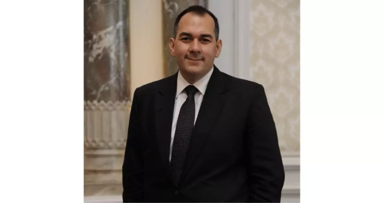 TLS Lojistik 25. Yılını Sanatla Anıyor: "Pozisyonlar & Dalgalar" Kitabı Açıklandı