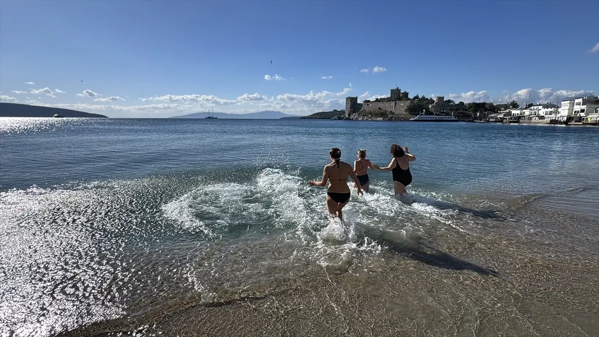 Bodrum Sahillerinde Yeni Yıla Güneşli ve Enerjik Başlangıç