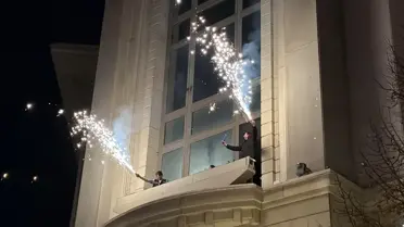 Eskişehir'in İsmet İnönü Caddesi'nde 2026 Yılbaşı Coşkusu