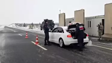 Gaziantep’te Yılbaşı Güvenliği: Jandarma 508 Araç ve 2.060 Personelle Kar Yağışına Karşı Önlemler