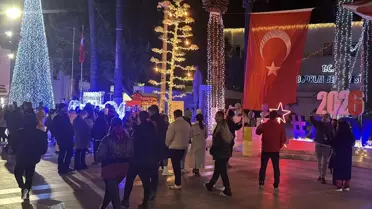 Bodrum meydanında yeni yıl kutlaması