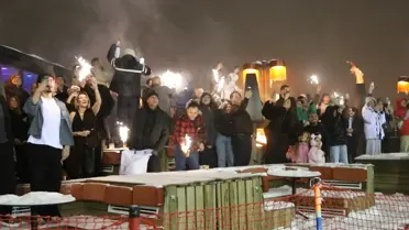 Palandöken'de Işıltılı Kayak ve Havai Fişek Şöleni Yeni Yıla Coşku Katıyor