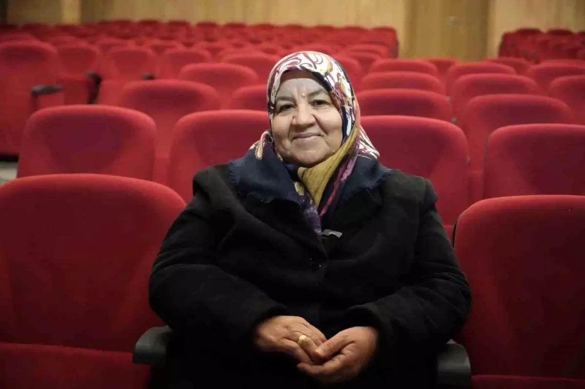 Niğde'de Temizlik İşçisinden Sahnenin Parlayan Yıldızı Kadriye Şenel'in İlham Verici Yolculuğu