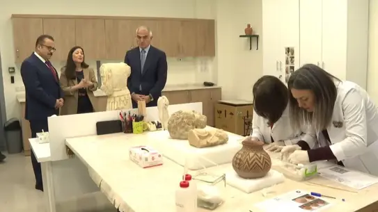 Laboratuvar içi restorasyon çalışması